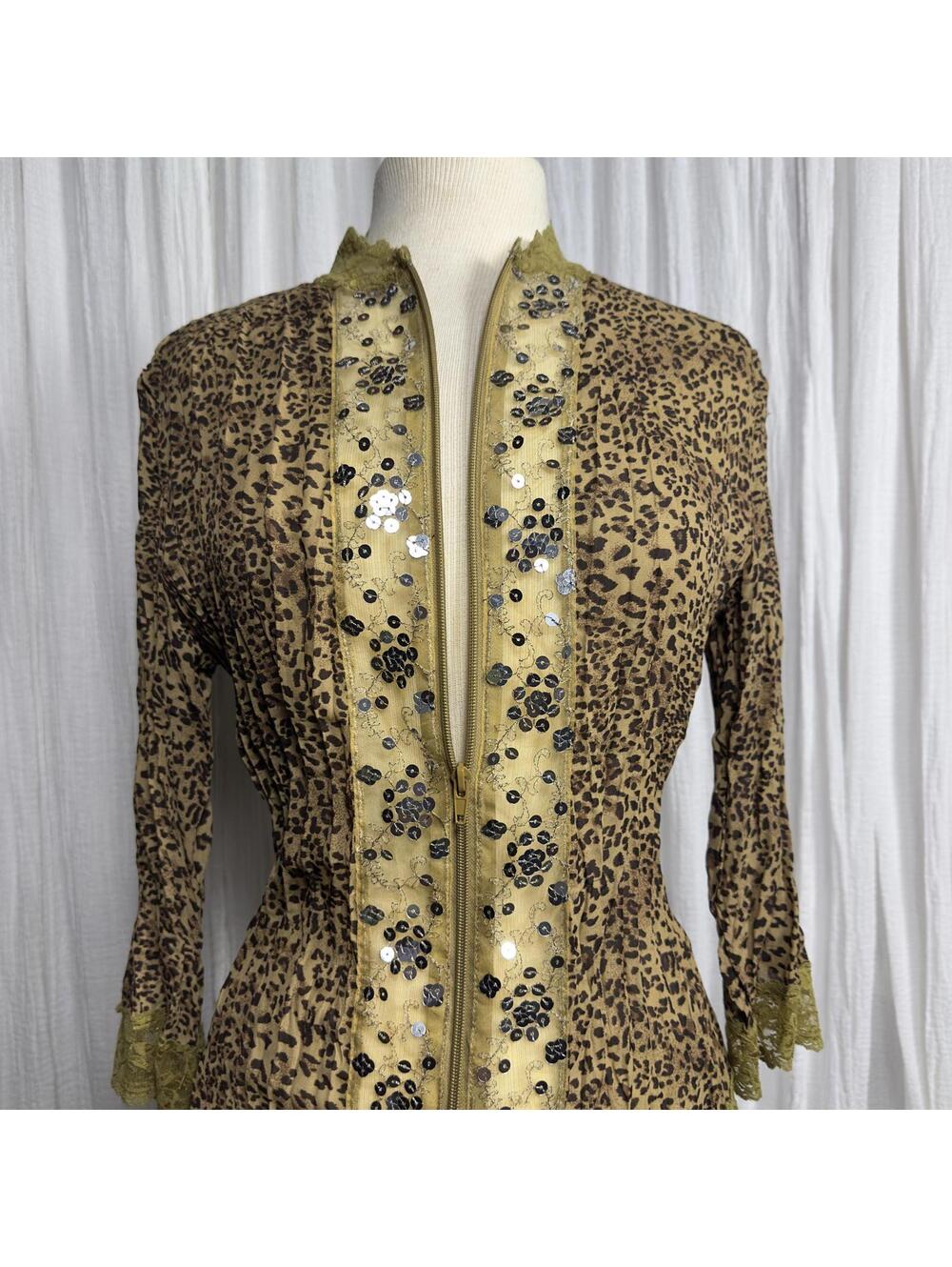 Vintage Y2K Sheer Leopard Print Embellished Jacket (S) - Picture 4 of 5